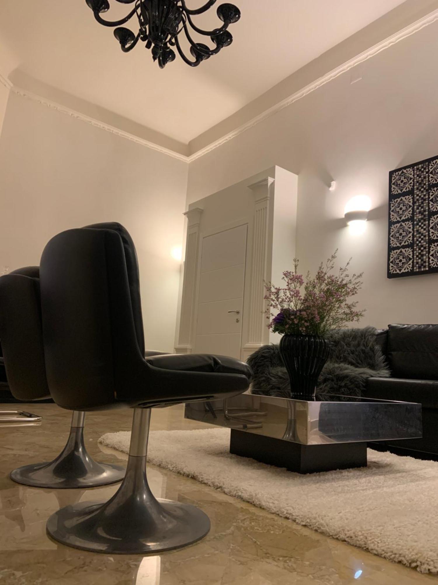 Bari Downtown Luxury Apartment Exteriör bild