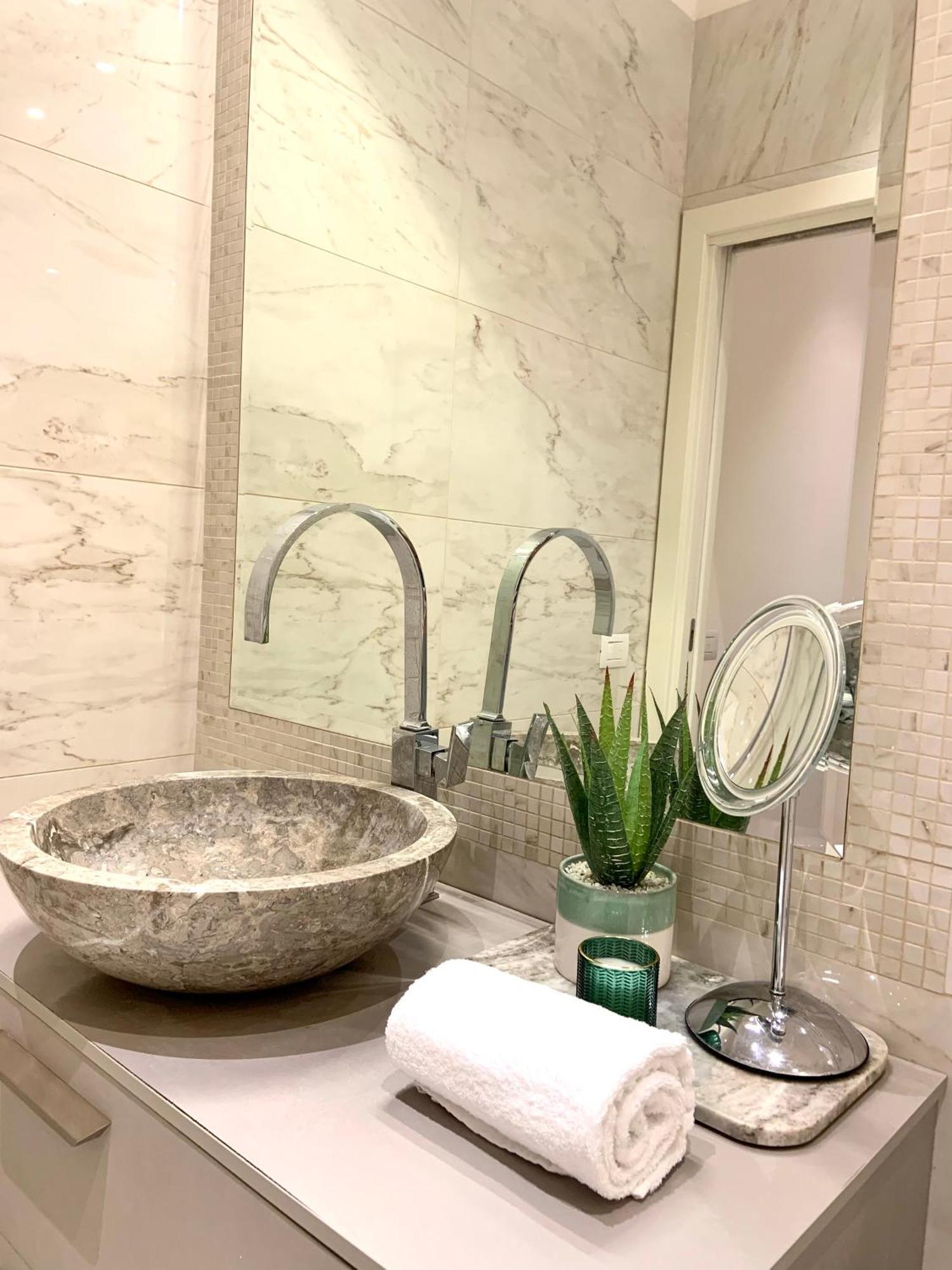 Bari Downtown Luxury Apartment Exteriör bild